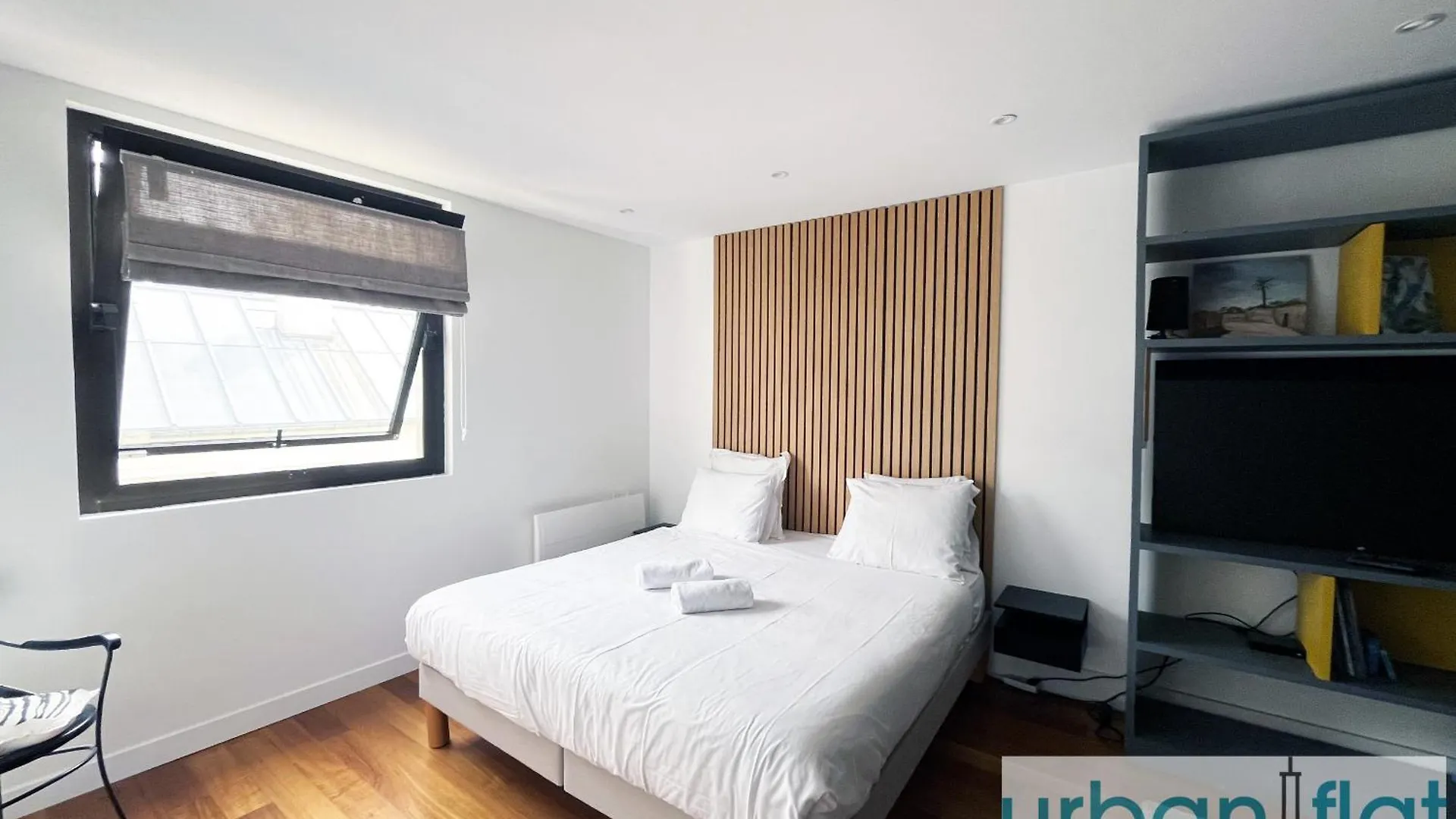 Urban Flat 168 - Spacious 1-bedroom In Apartment